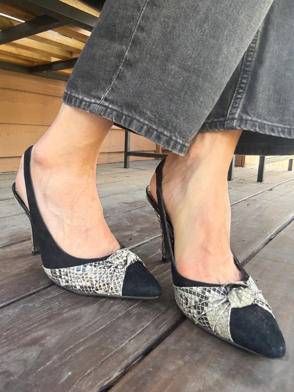 Moda Spana Black & Snake-Print Pointed Slingback Heels